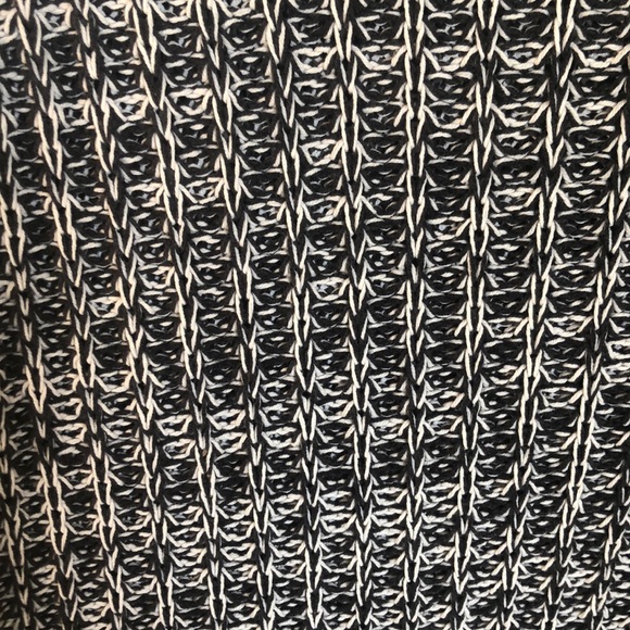 Ann Taylor LOFT black and white turtleneck sweater - Picture 5 of 5